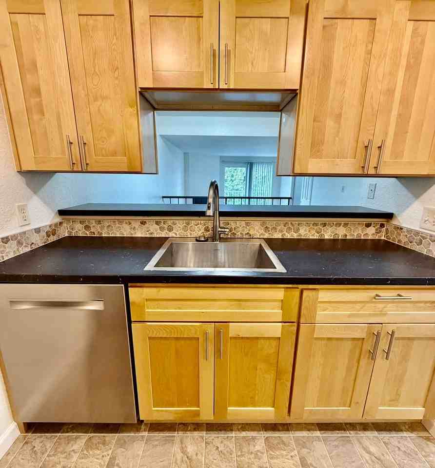 9484 Redmond Woodinville Rd Ne #C205 - Photo 3 of 14