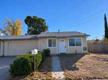 2002 Spruce Cir - Photo 1 of 1