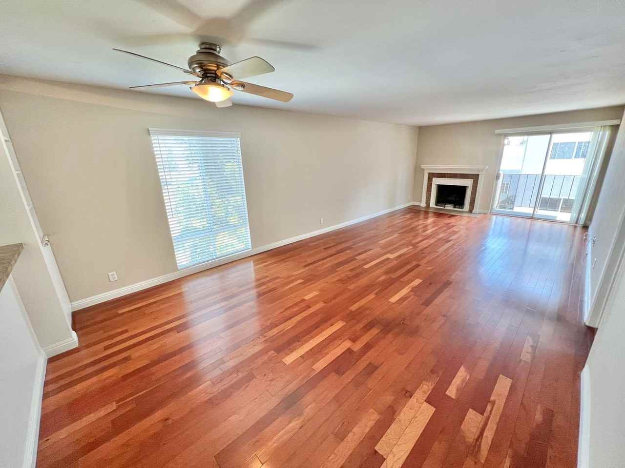 1919 E Beverly Way #201 - Photo 2 of 16