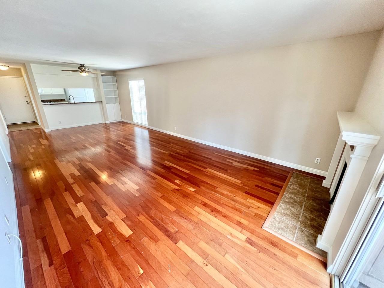 1919 E Beverly Way #201 - Photo 3 of 16