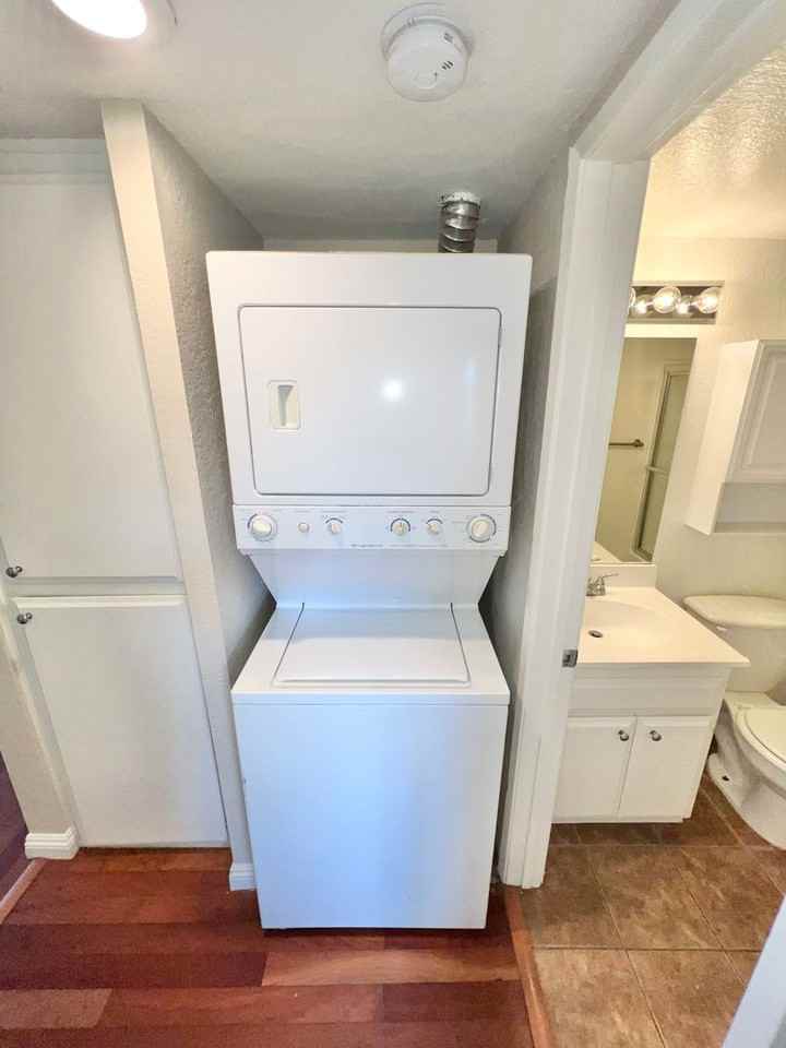 1919 E Beverly Way #201 - Photo 7 of 16
