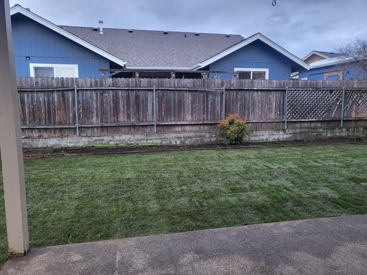 2116 Sw Garden Valley Way - Photo 2 of 18