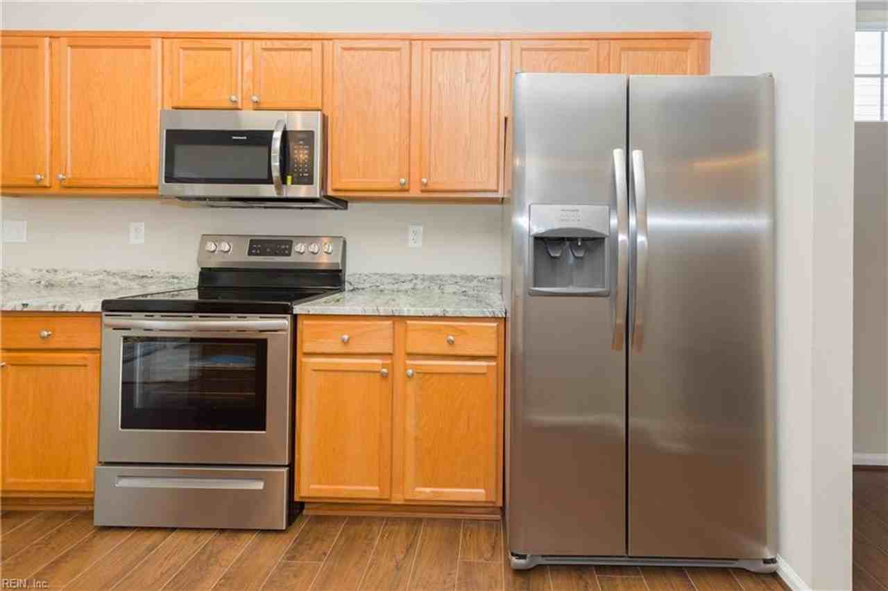 4000 River Breeze Cir - Photo 5 of 14