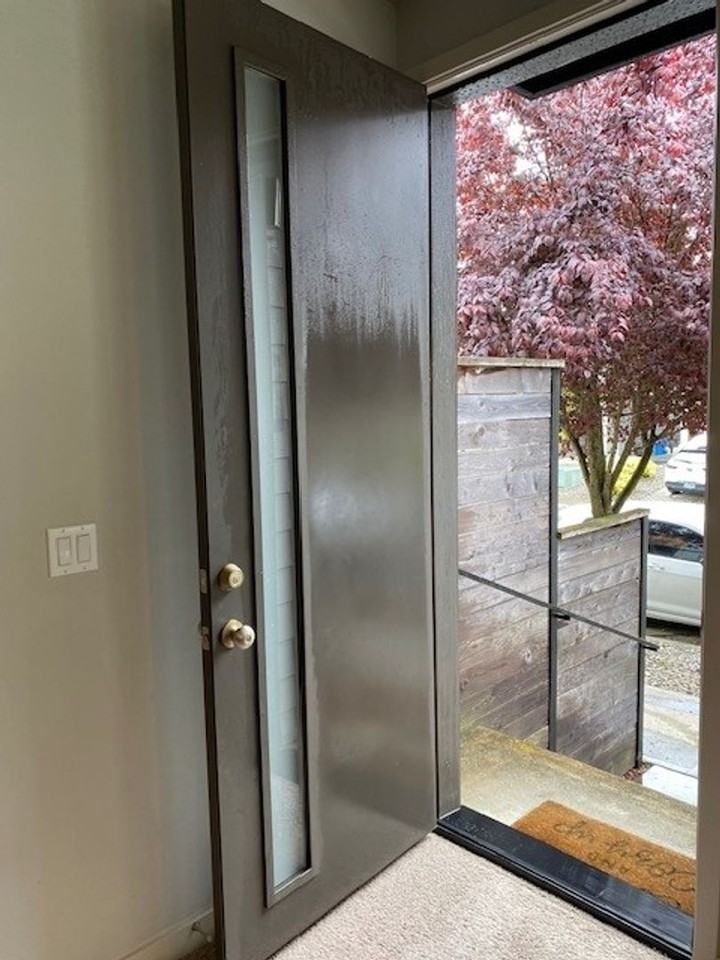 175 N 44th Pl - Photo 3 of 25