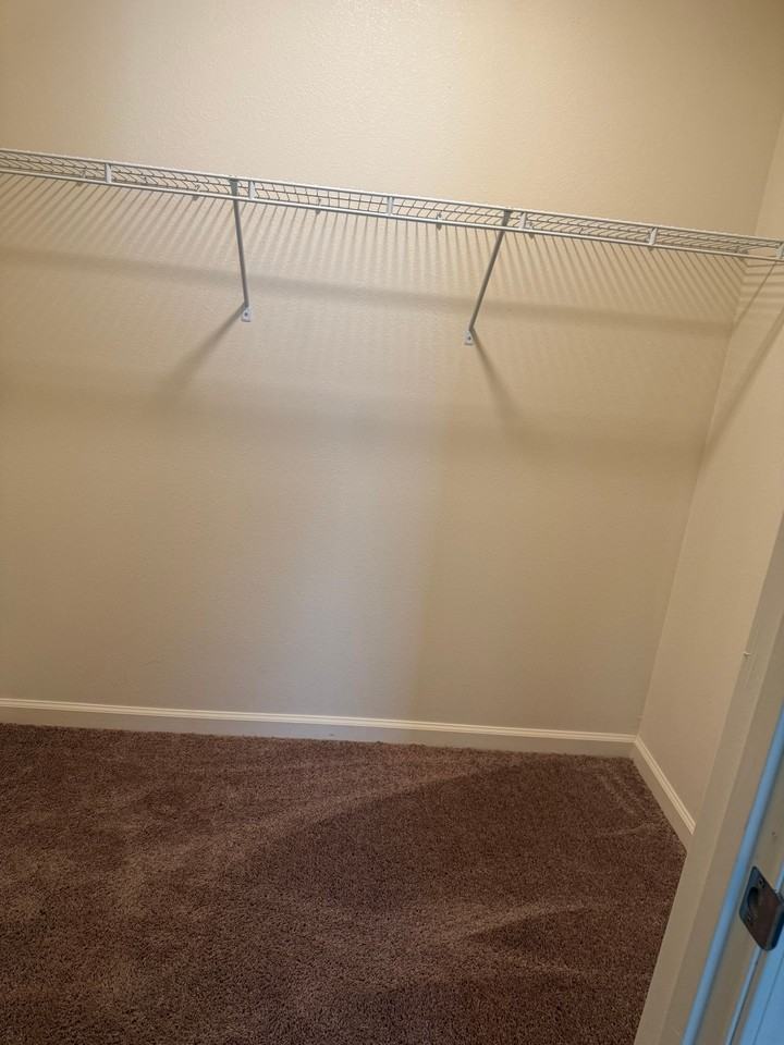 Fieldstone Village Apartments - Photo 5 of 9