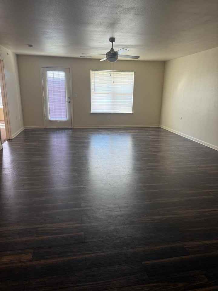 Fieldstone Village Apartments - Photo 6 of 9