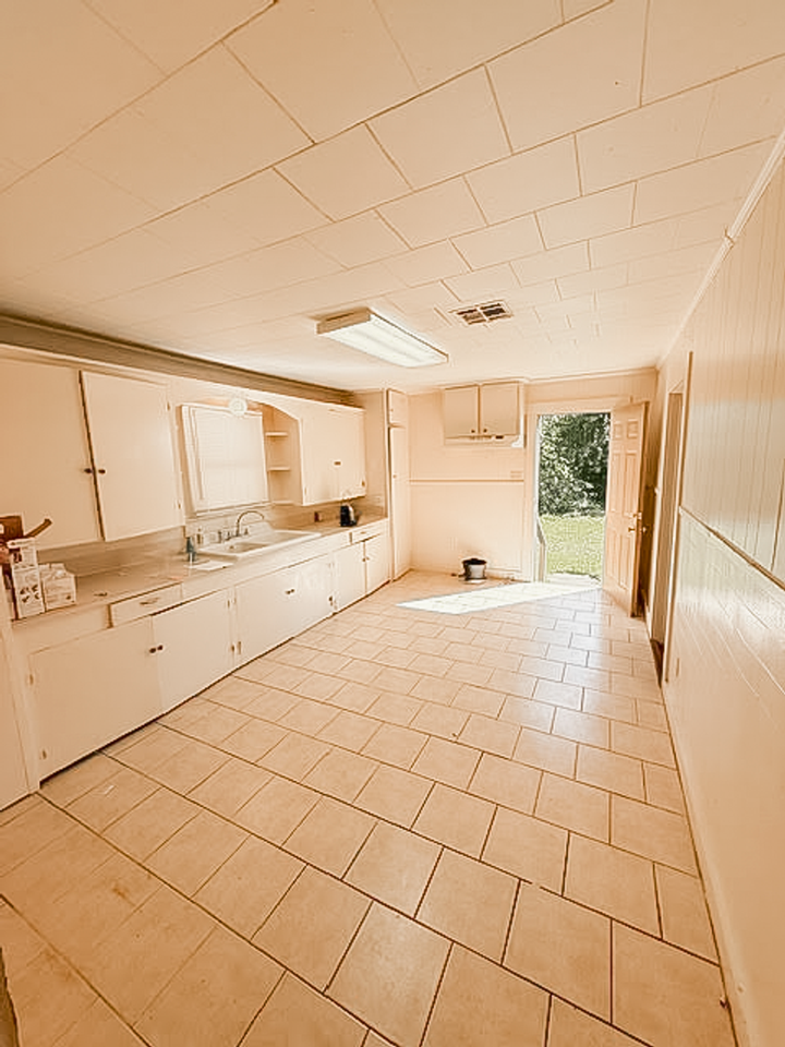 306 Verdun St - Photo 3 of 9