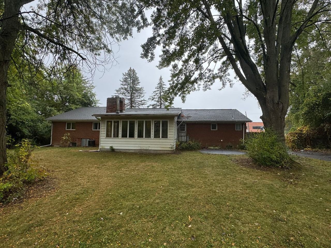 5047 W Taft Rd - Photo 6 of 42