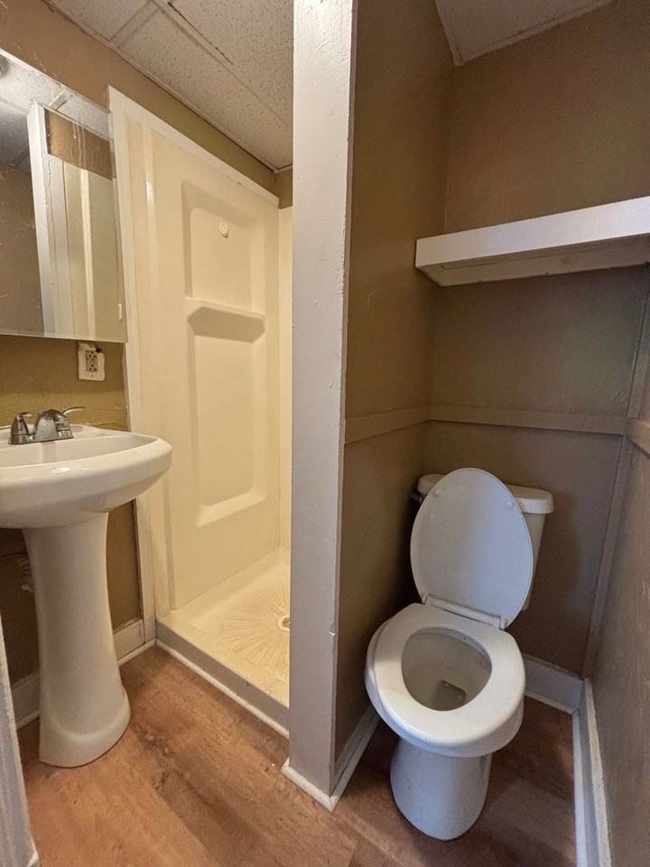9 Dalton Ave #4 - Photo 7 of 7