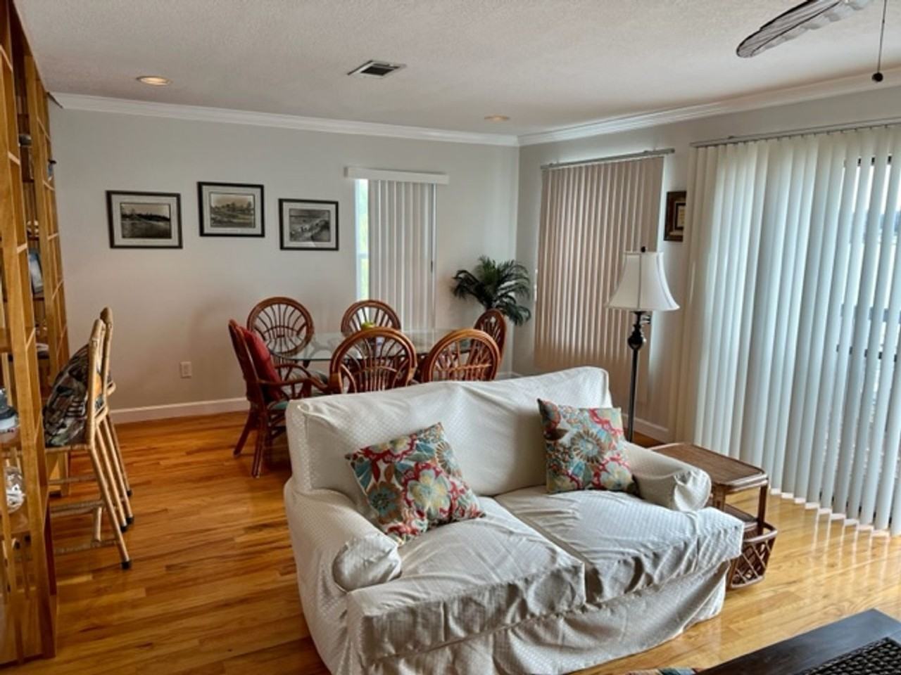 17 Bayshore Pt - Photo 6 of 32