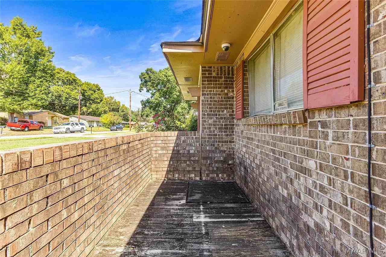 514 Placid Dr - Photo 4 of 30