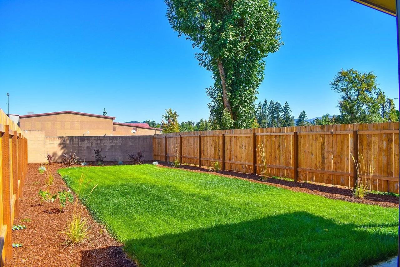129 Sweet Ln - Photo 4 of 10