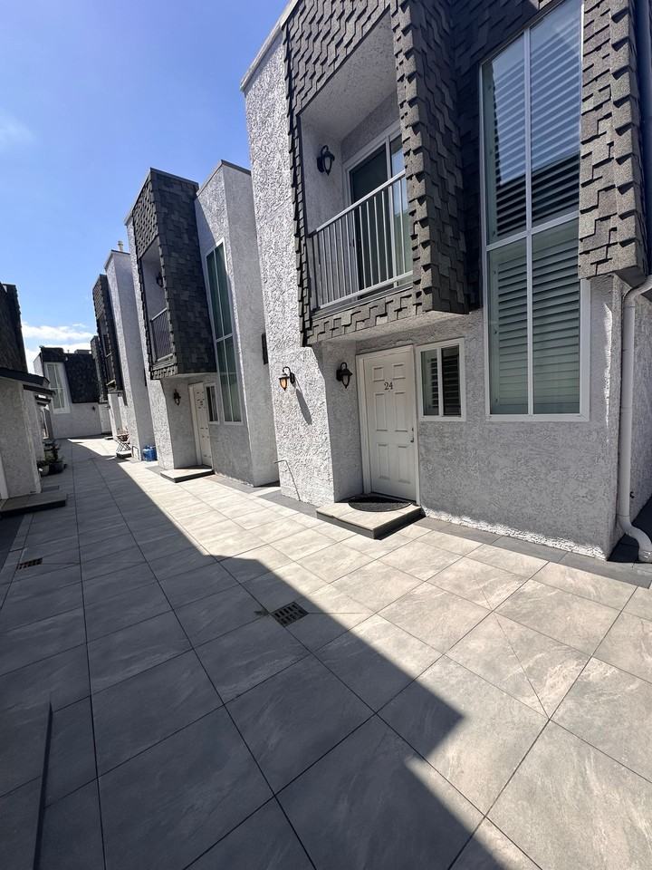 Barclay Square Apartments - Photo 5 of 5