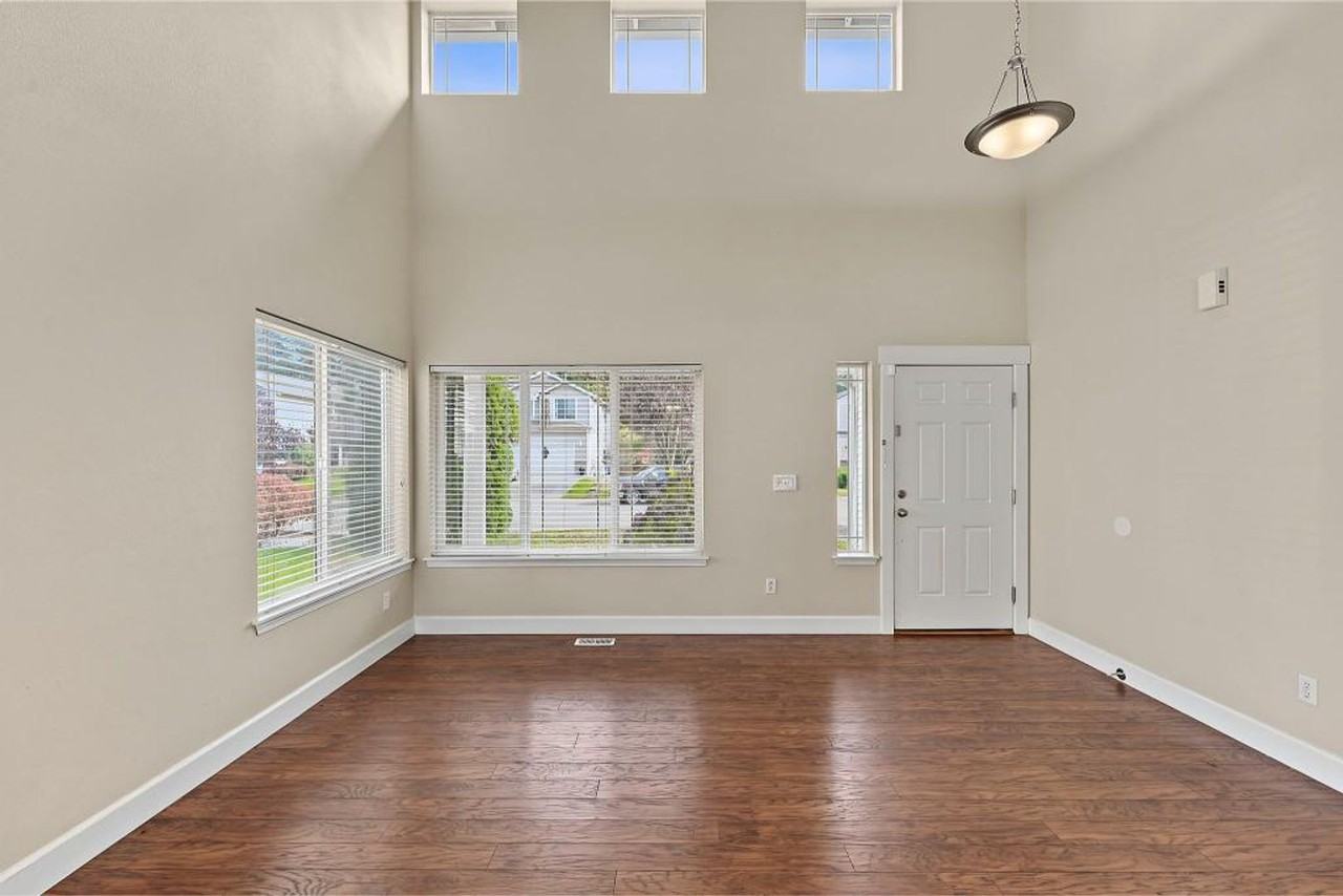 16904 119th Avenue Ct E - Photo 6 of 46
