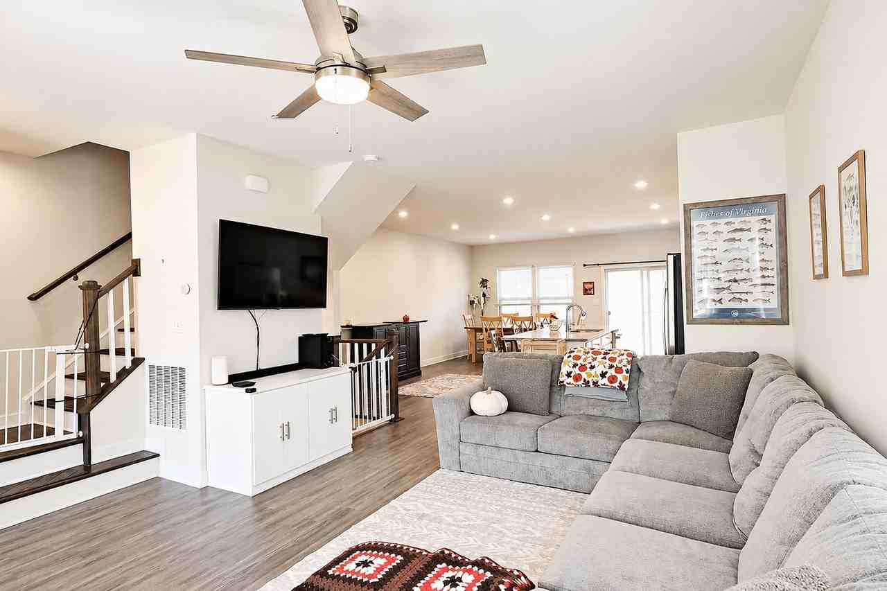 3494 Steamer Dr - Photo 2 of 24