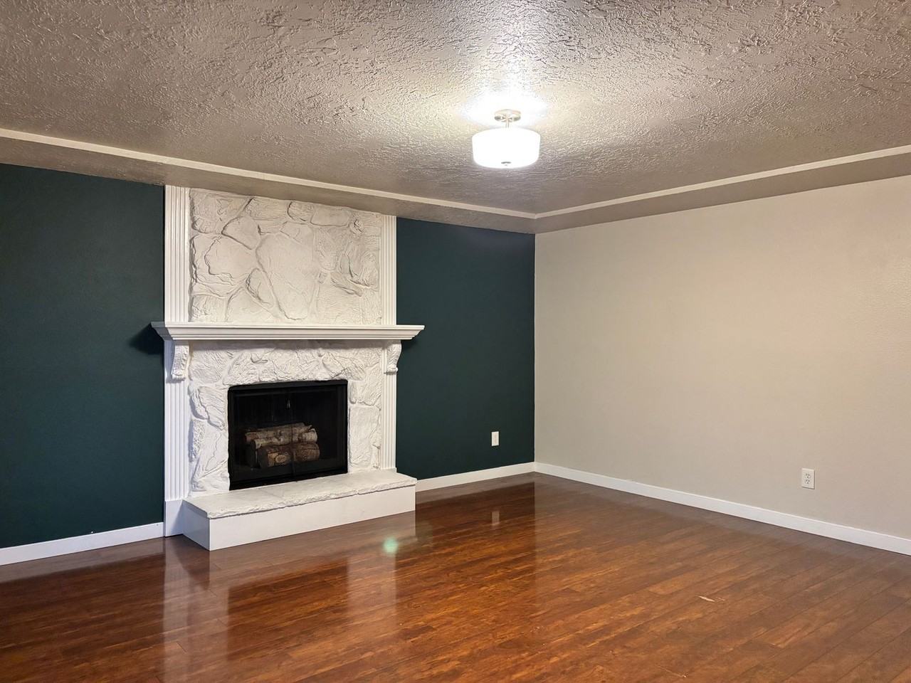 3007 E Douglas Ave - Photo 6 of 41