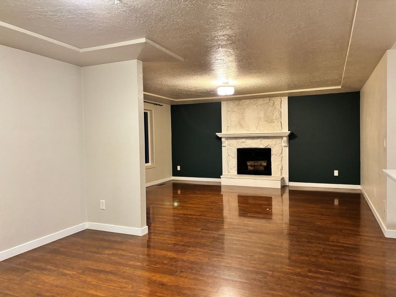 3007 E Douglas Ave - Photo 7 of 41