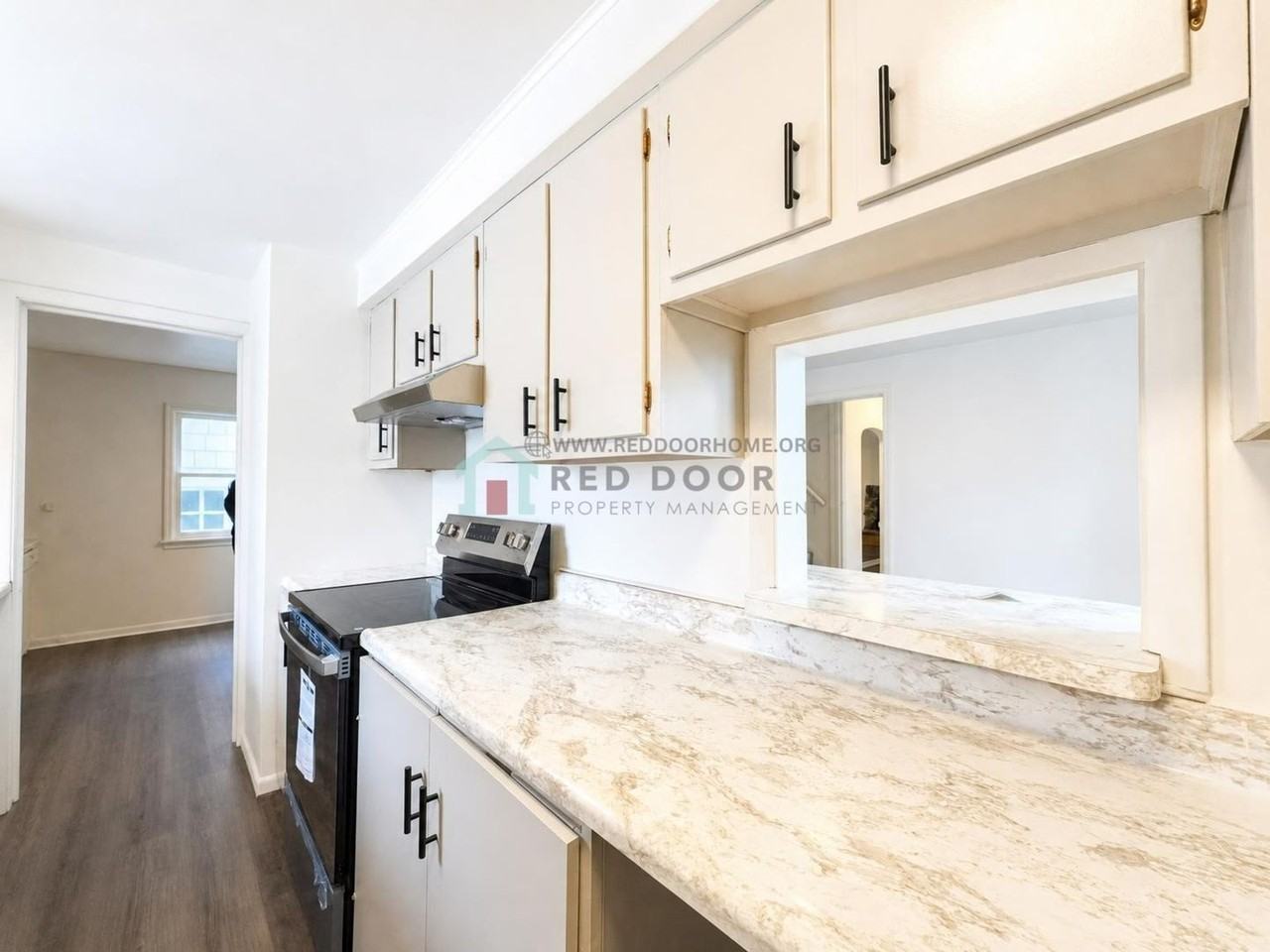 2709 1st Ave S - Photo 6 of 50
