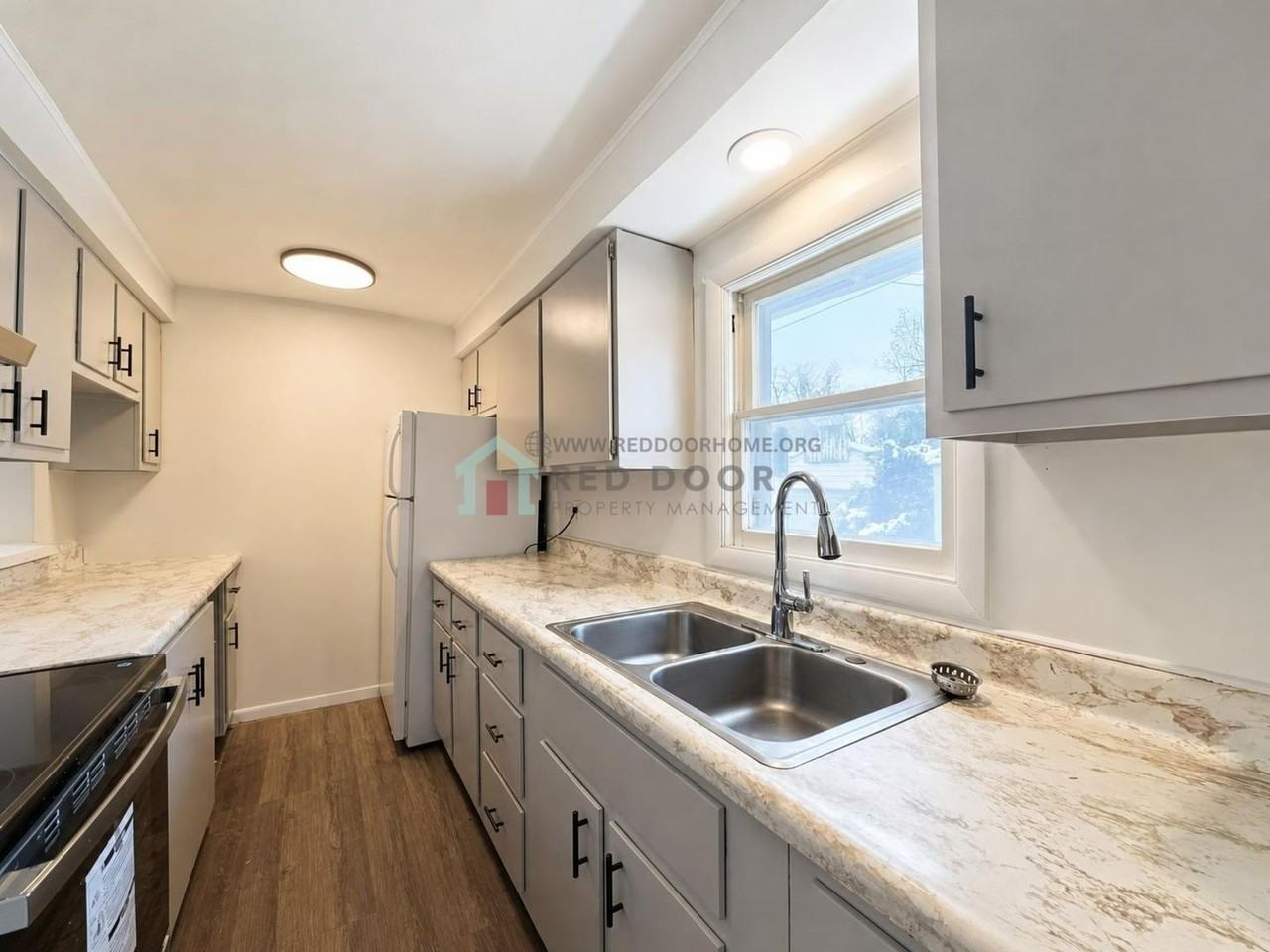 2709 1st Ave S - Photo 7 of 50