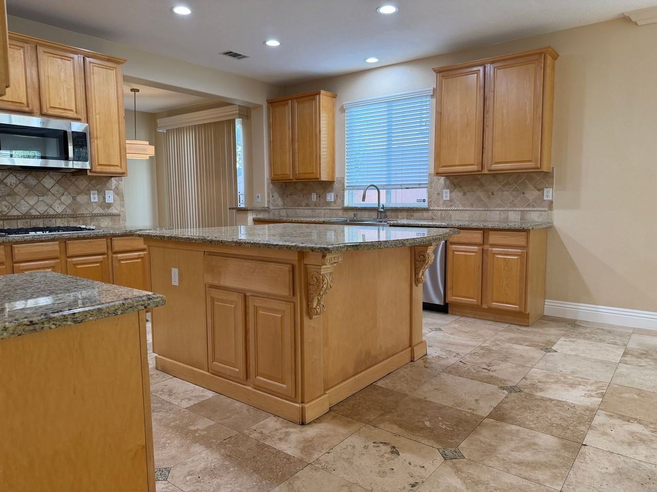 87 Stardance Dr - Photo 5 of 33