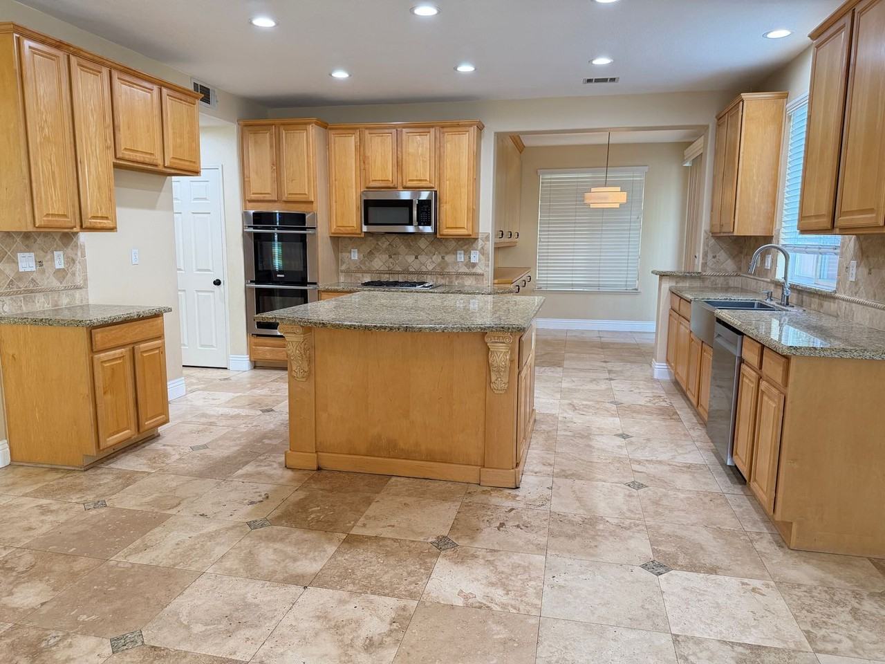87 Stardance Dr - Photo 6 of 33
