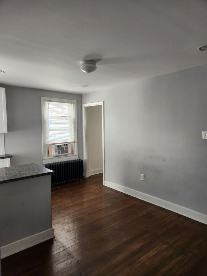 32 S Penn St - Photo 2 of 13
