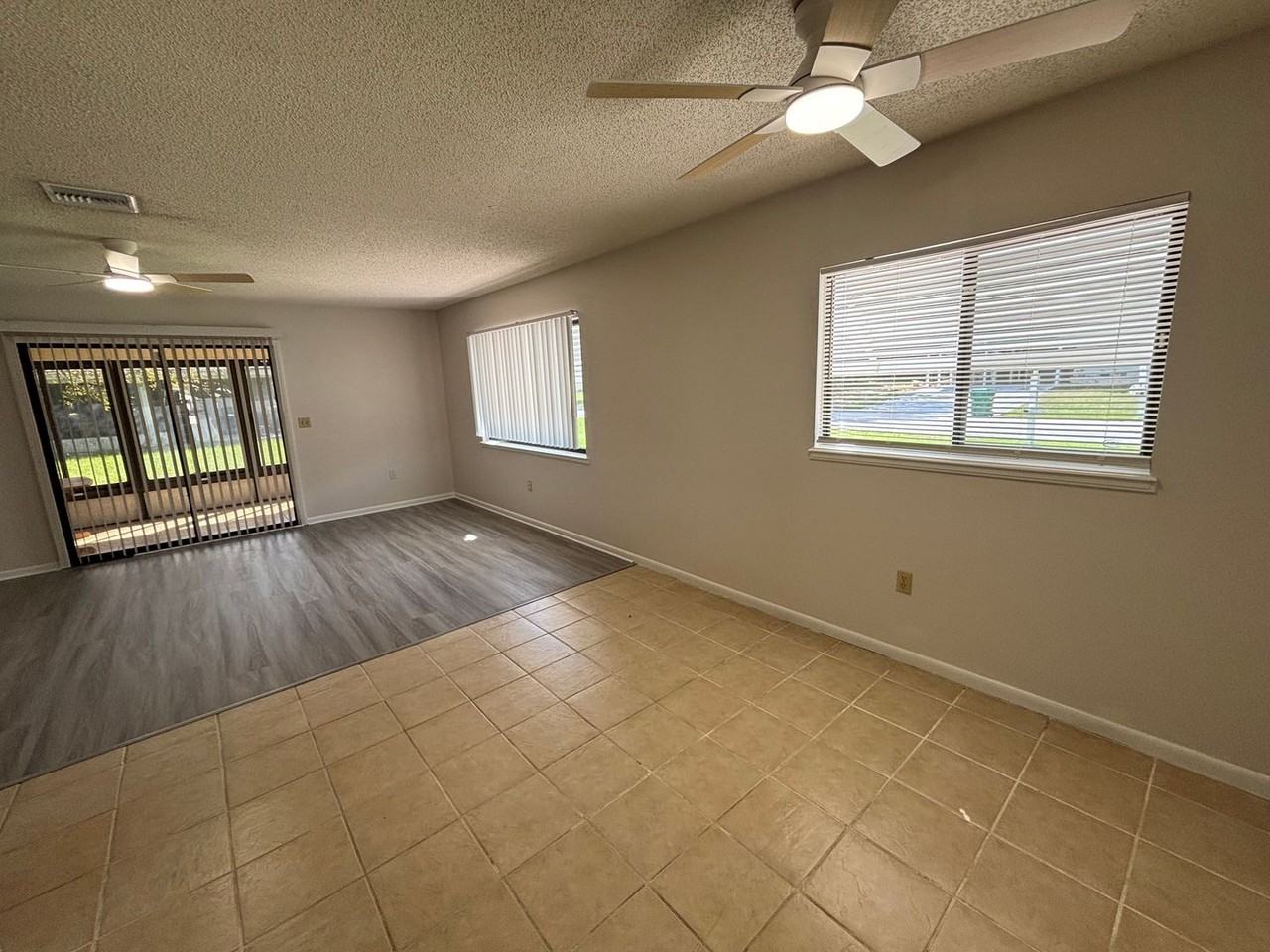 10285 Sw 92nd Ct - Photo 4 of 25