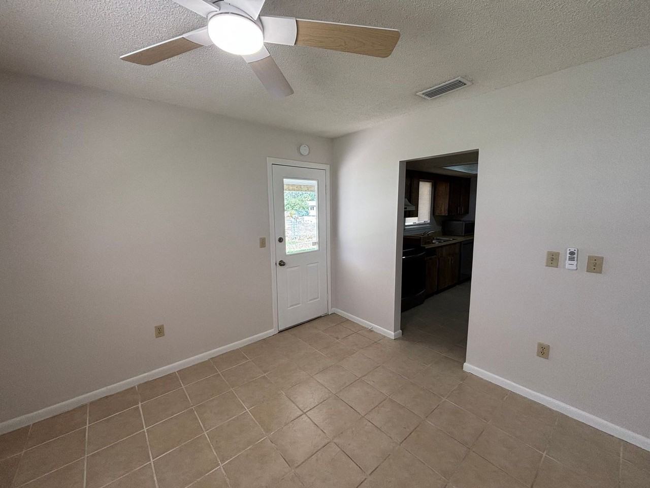 10285 Sw 92nd Ct - Photo 5 of 25