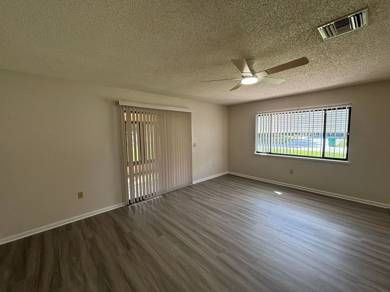 10285 Sw 92nd Ct - Photo 7 of 25