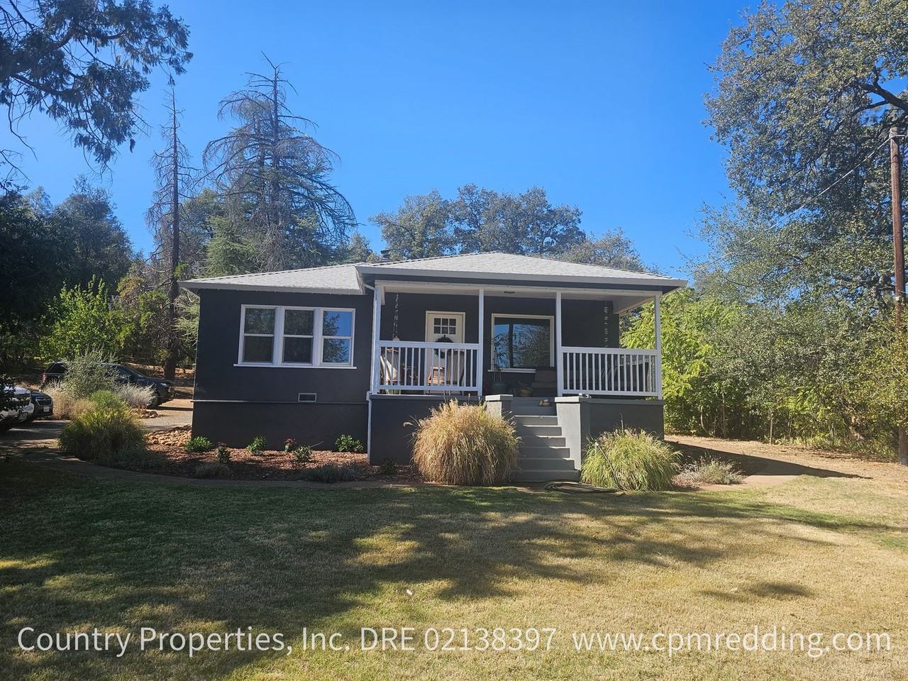 3826 Railroad Ave - Photo 3 of 21