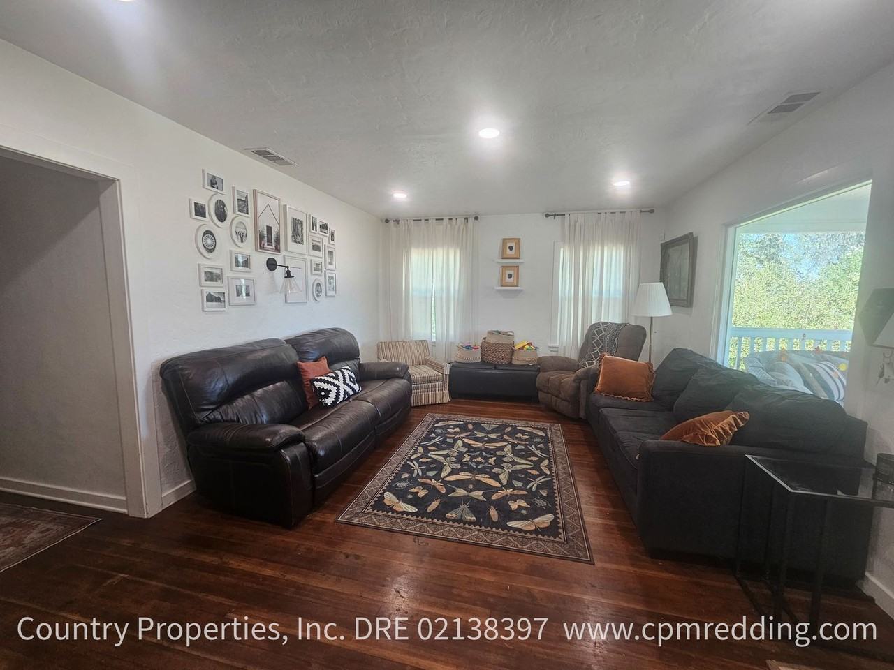 3826 Railroad Ave - Photo 5 of 21