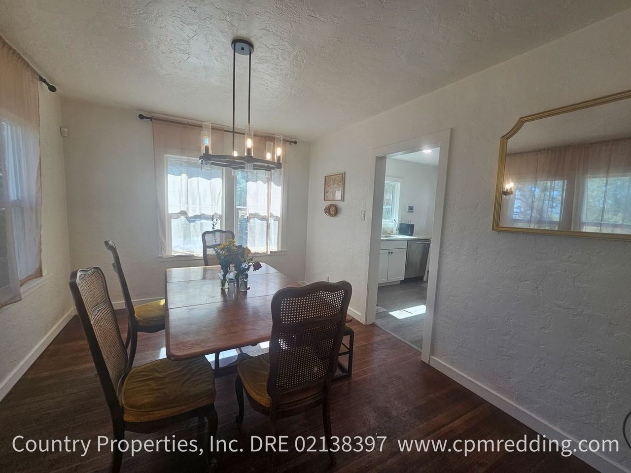 3826 Railroad Ave - Photo 7 of 21