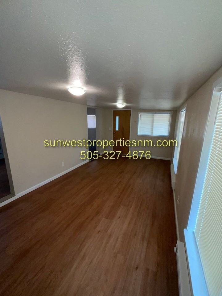 1608 El Redondo Cir - Photo 7 of 31