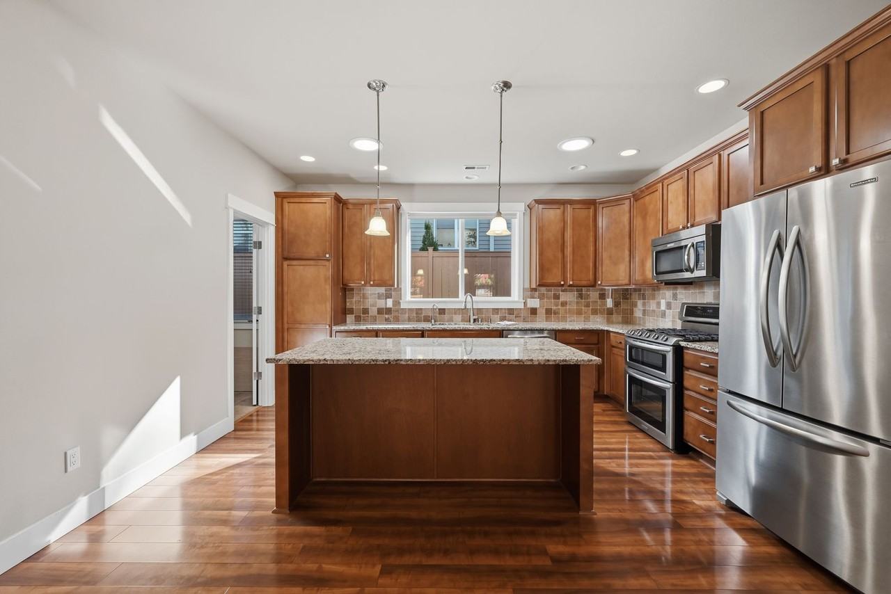 9329 Hebner Ave Se - Photo 5 of 21