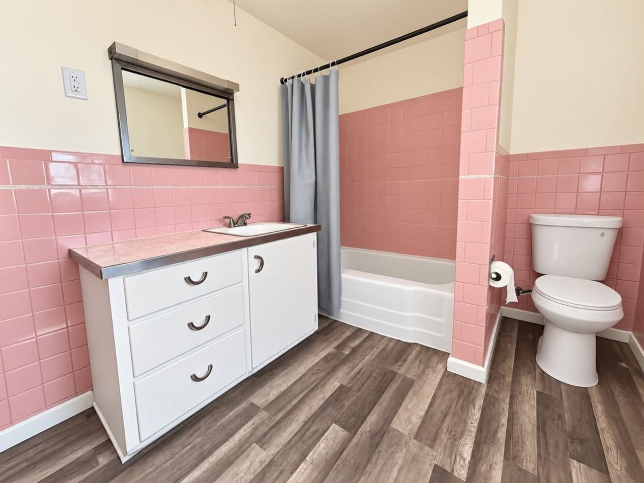3447 Meridocia St - Photo 5 of 7