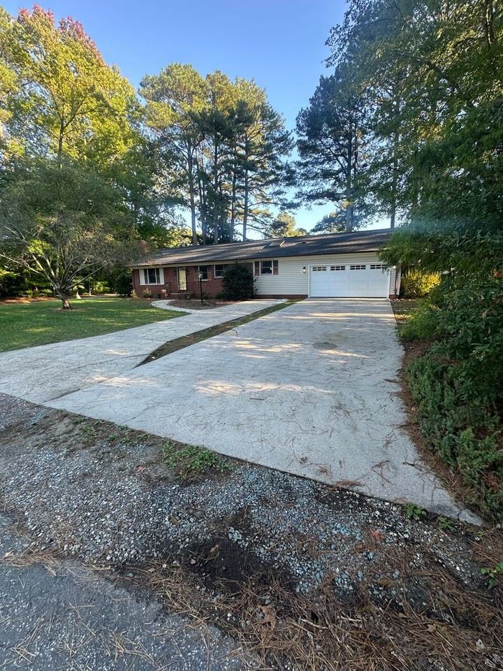 1745 Azalea Point Rd - Photo 2 of 7