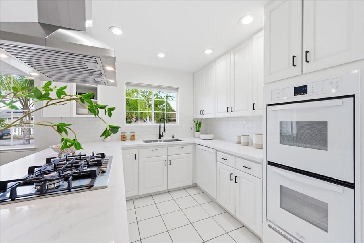 4295 Jan Way - Photo 5 of 15