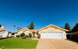 26066 Huxley Dr - Photo 1 of 1