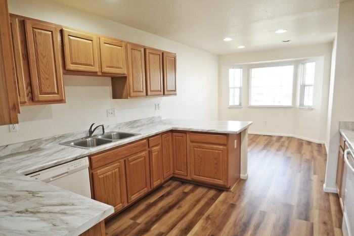 5235 Dudley St - Photo 7 of 18