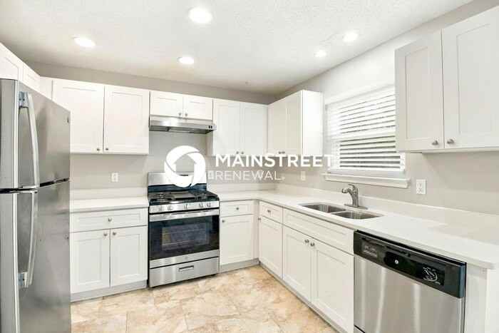 5284 Cattail Ln - Photo 5 of 18