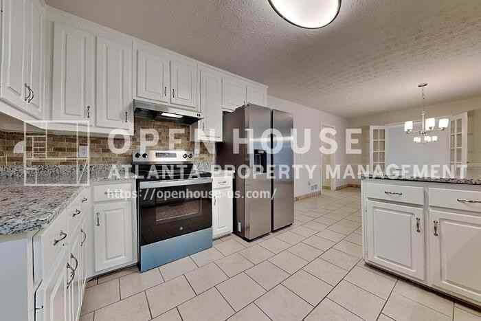 1555 Rose Pointe Dr - Photo 6 of 24