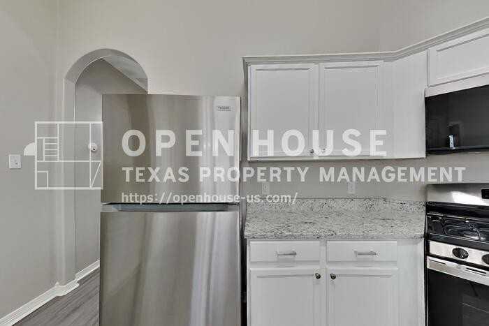 5219 Whitebridge Ln - Photo 5 of 21