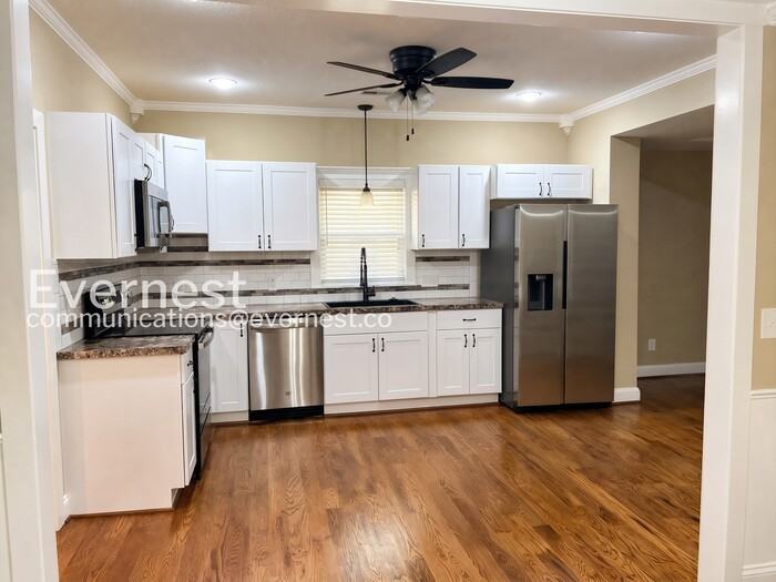 210 E Kay St - Photo 6 of 25
