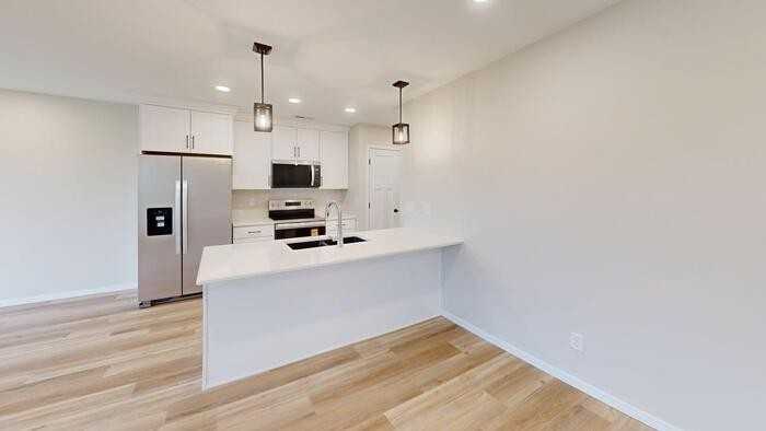 5304 Welder Ave - Photo 3 of 19