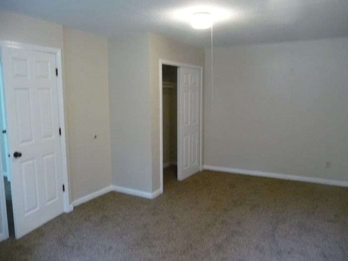 34 West Rd - Photo 6 of 6