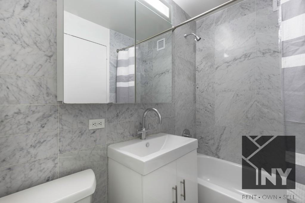 63 Hanover St #2201 - Photo 5 of 6