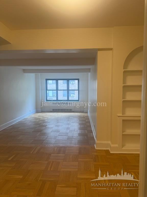 E 56th St #4C - Photo 6 of 9