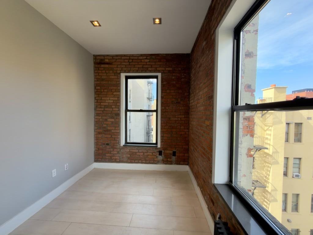 E 119th St #5C - Photo 6 of 18