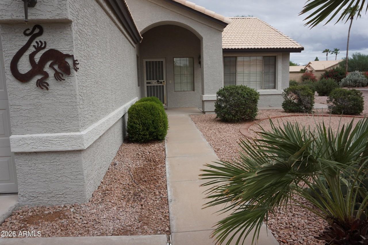 24803 S Lakestar Dr - Photo 3 of 34