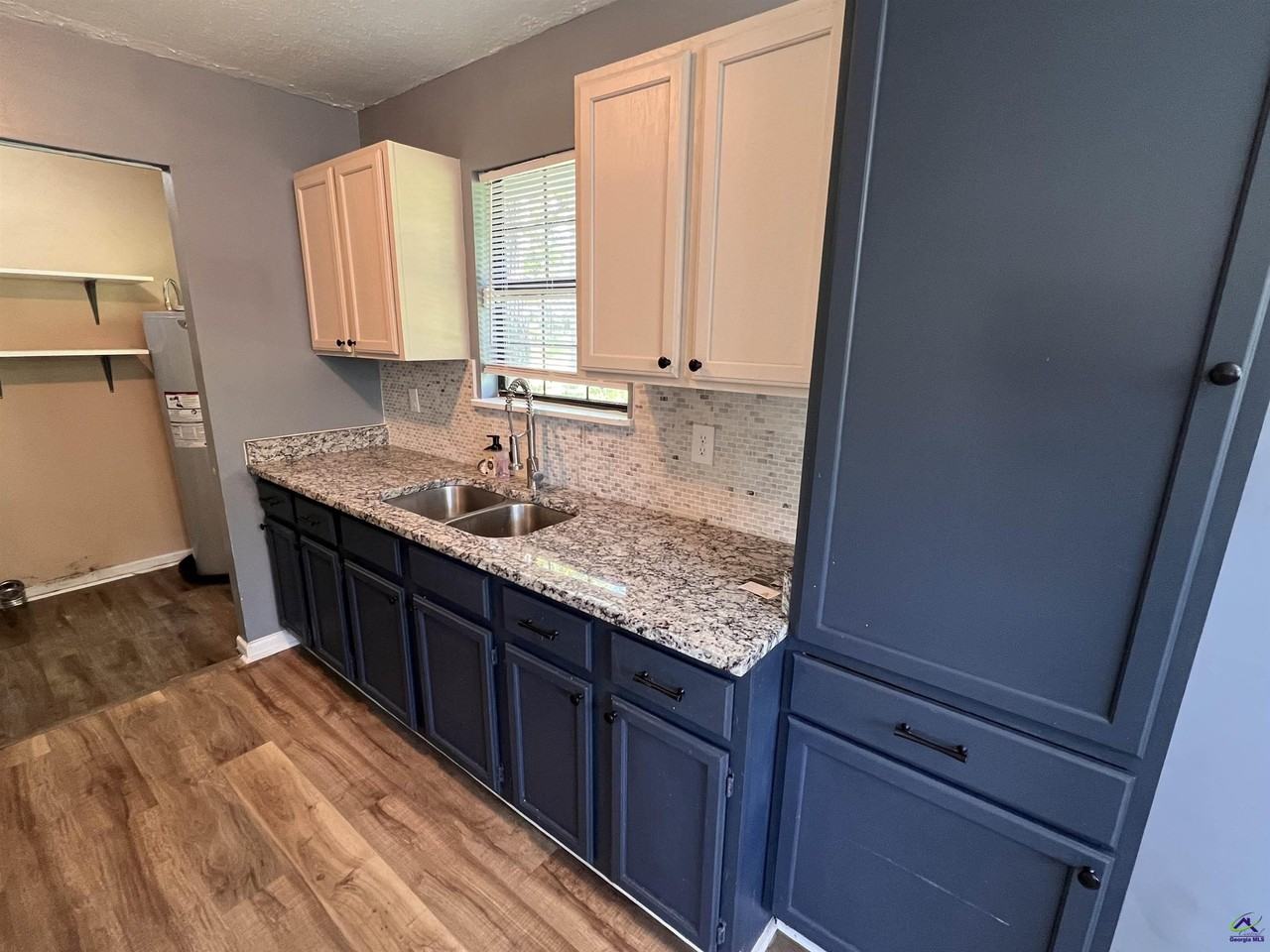 507 3rd St - Photo 2 of 14